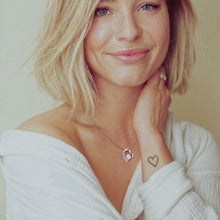 Cargar imagen en el visor de la galería, Collar Corazón Eterno