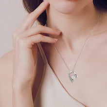 Cargar imagen en el visor de la galería, Collar Corazón Eterno