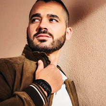 Cargar imagen en el visor de la galería, "VERTIGO" . PULSERA DE CUERO PREMIUN